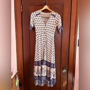 Arnhem dress. Australian Size 8. 100% Rayon.